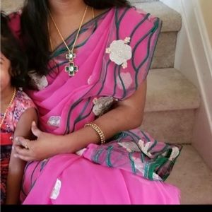 Womens beautiful Indian saree